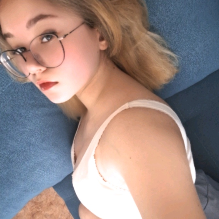 Profile Picture of 🌹 (@rosettattt) on Tiktok