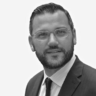 Profile Picture of Mike Santos (@MikeVSantos) on Twitter