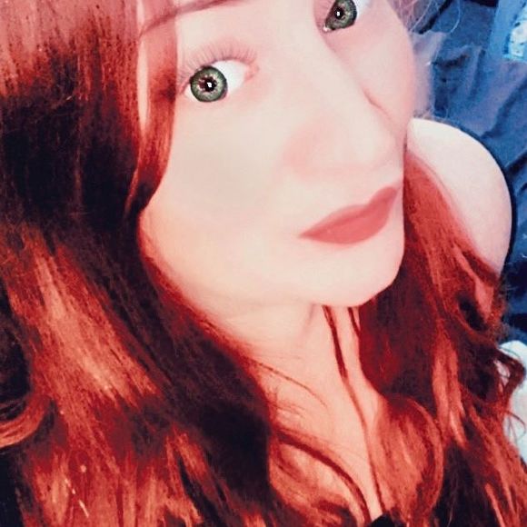 Profile Picture of Megan Hampton (@pebbles9723) on Poshmark