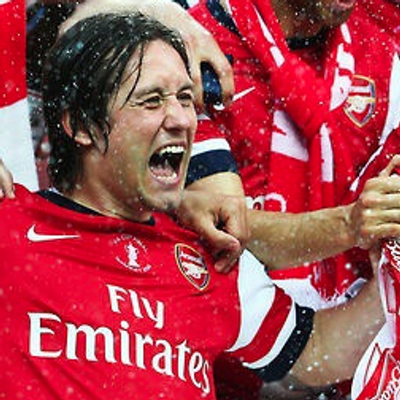 Profile Picture of Ally  🇬🇷 (@AllyRosa) on Twitter