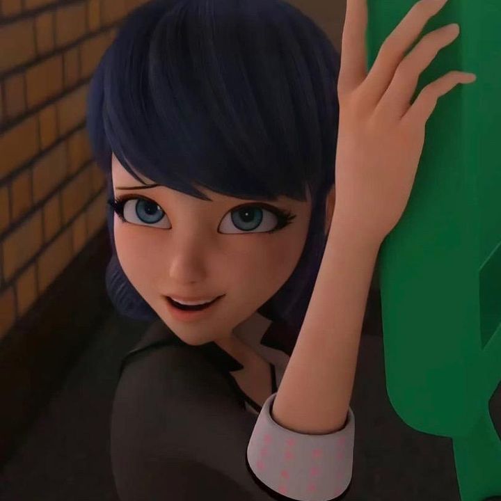 Profile Picture of leah (@leahdupain) on Tiktok
