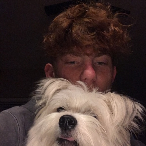 Profile Picture of Blake Kelly (@blakek17) on Poshmark