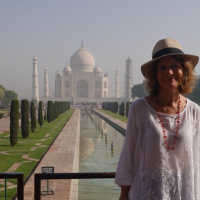 Profile Picture of Pamela McClean (@impossible10) on Twitter