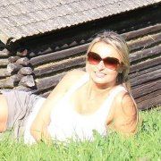 Profile Picture of Alexandra Michael (@alexnmichael) on Pinterest