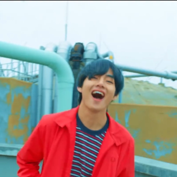 Profile Picture of Lauryn Mcdaniel (@laurmcdan) on Poshmark