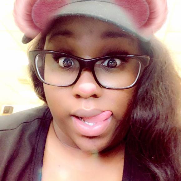 Profile Picture of Brittany Singleton (@singletonb3563) on Poshmark