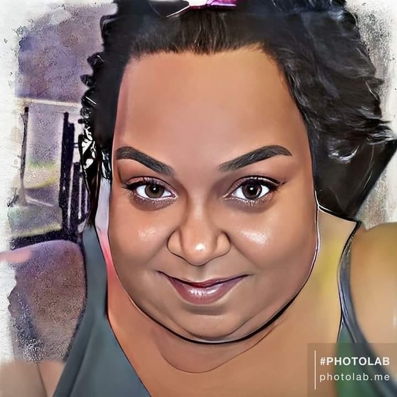 Profile Picture of Shirley Philip (@antaychaant) on Poshmark