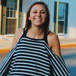 Profile Picture of • 𝕒 𝕝 𝕪 𝕤 𝕤 𝕒 • (@alyssa_barton14) on Instagram