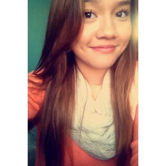 Sofia Snyder - Poshmark Profile Picture of Sofia Snyder (@tofta5999) on Poshmark