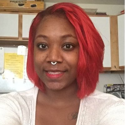 Profile Picture of Vivian Beal (@vivian_beal) on Twitter