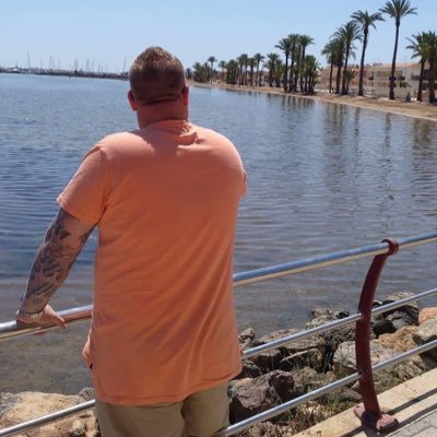 Profile Picture of Simon Kaye (@SimonKaye_dj) on Twitter