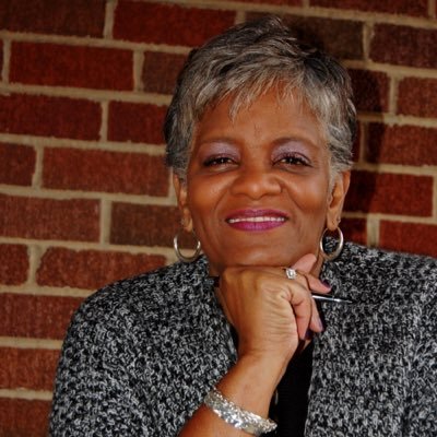 Profile Picture of Deborah Gaston (@deborahagaston) on Twitter