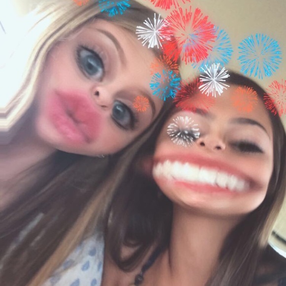 Profile Picture of Heather Moehlmann (@hmoehlmann) on Poshmark