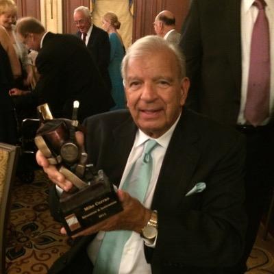 Profile Picture of Mike Currao (@FloridaBanjo) on Twitter