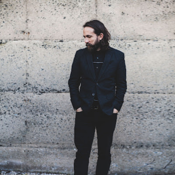 Profile Picture of Sam Polcer (@sampolcer) on Poshmark