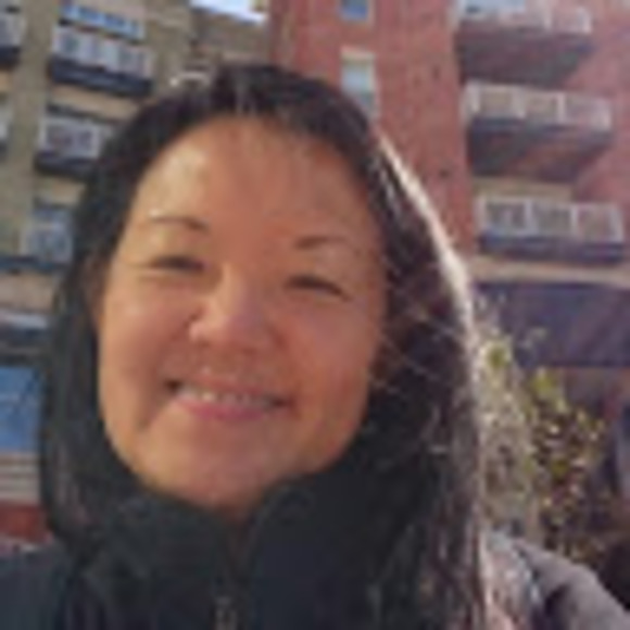 Profile Picture of Akimi Noda (@65buhmis) on Poshmark