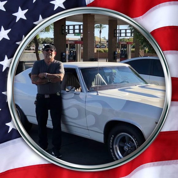 Profile Picture of Denny Renko (@denkochevelles) on Poshmark