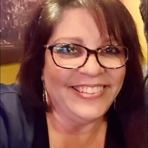 Profile Picture of Mary esther Prado (@mimiscorner1) on Poshmark