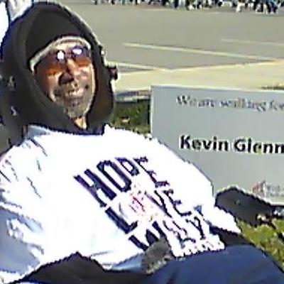 Profile Picture of Kevin Glenn (@Kev_O_G) on Twitter