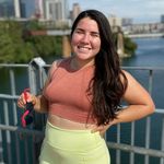 Profile Picture of cristell 💫 | wealth + health (@cristellperez.mph) on Instagram