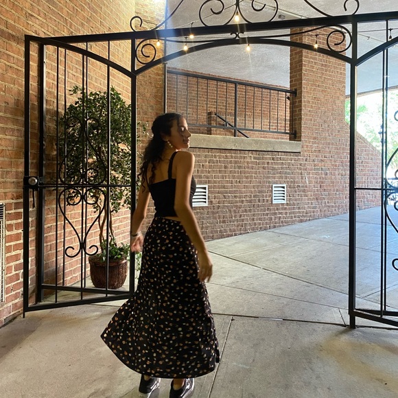 Zoe Lopez - Poshmark Profile Picture of Zoe Lopez (@zoebella719) on Poshmark