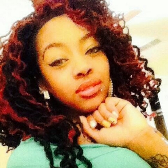 Profile Picture of Maxwell Phillips (@maxwellphillips) on Poshmark