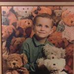 Profile Picture of Brian Sandman Sanderson (@sanderson_brian) on Instagram