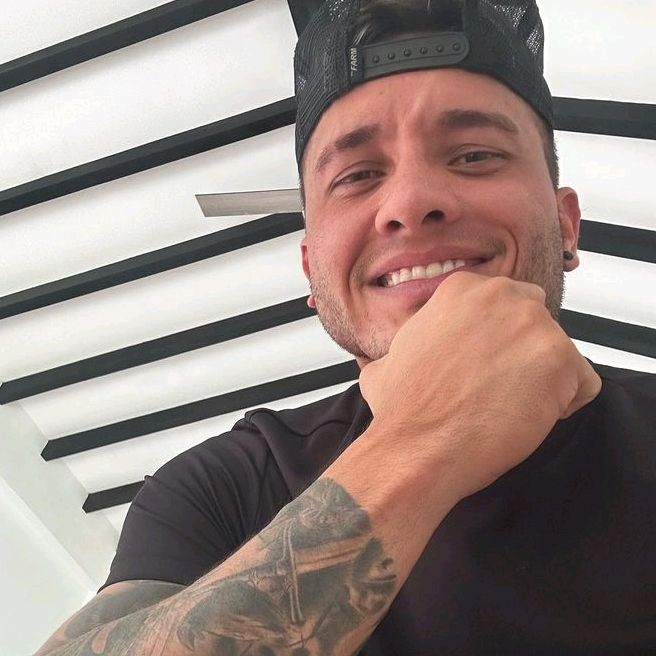 Felix John - Tiktok Profile Picture of Felix John (@felix.john237) on Tiktok