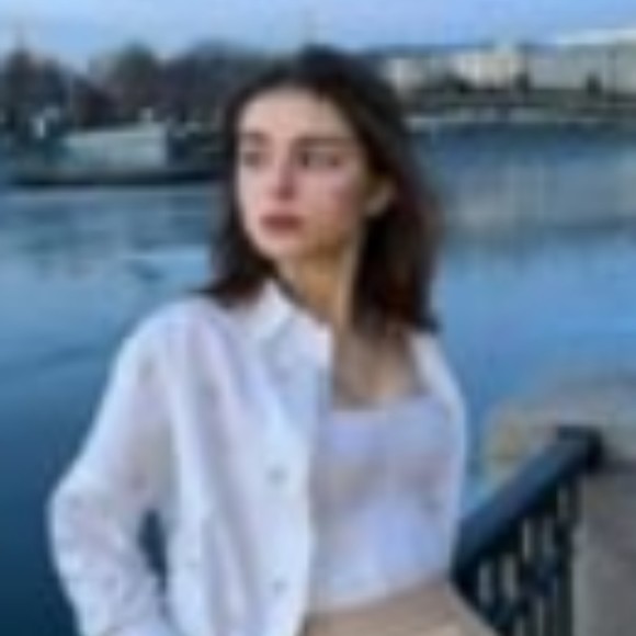 Profile Picture of Georgette Minnie (@jvrpmaea) on Poshmark