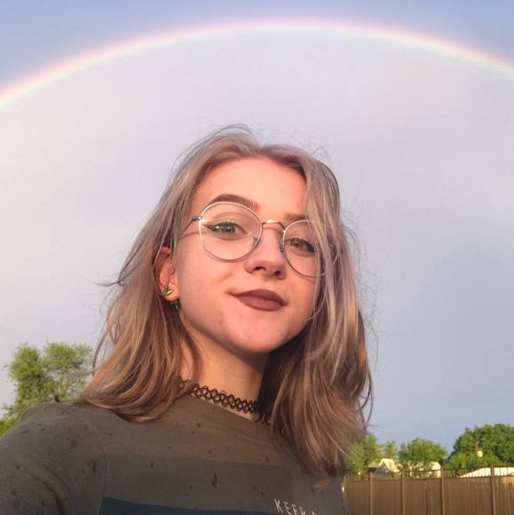 Profile Picture of Becca Grieser (@booca7) on Poshmark