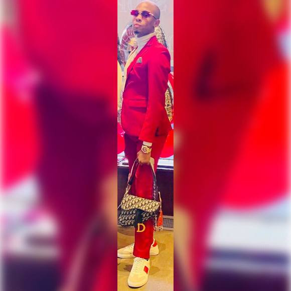 Terrell Wade - Poshmark Profile Picture of Terrell Wade (@terrellmwade) on Poshmark