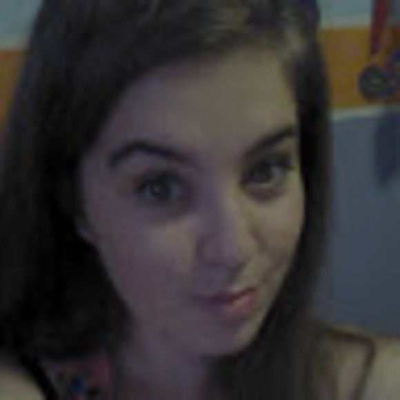 Profile Picture of Alexia Lapensee (@lexilapensee) on Poshmark