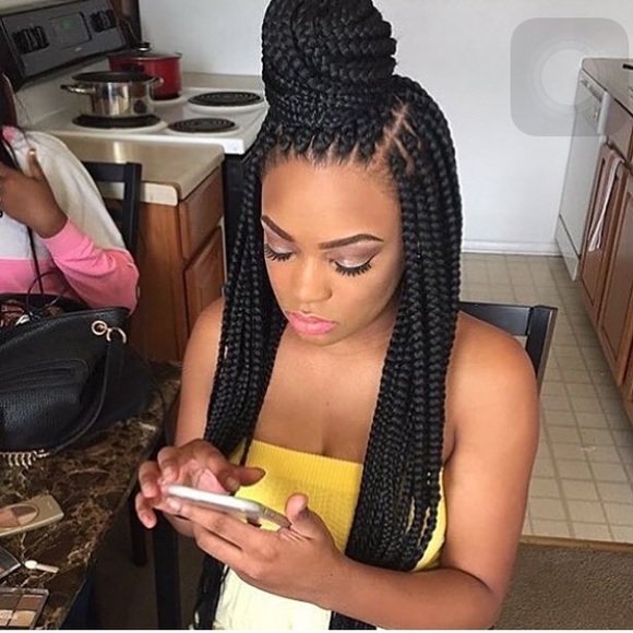 Profile Picture of Cherena Monk (@0fficialrena) on Poshmark