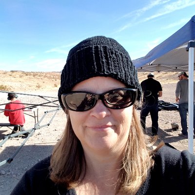 Profile Picture of Lisa Ojeda (@lilifoxboutique) on Twitter