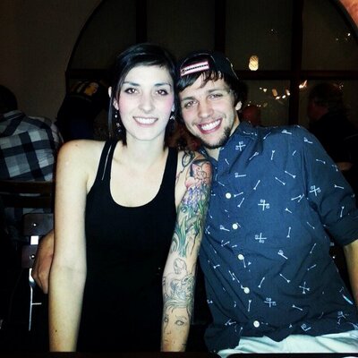 Profile Picture of Adrienne Wright (@stayineatpizza) on Twitter