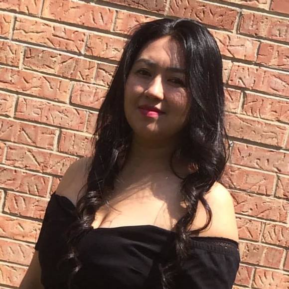 Profile Picture of Cristina Resendiz resendiz (@cristinaresendi) on Poshmark