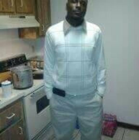 Profile Picture of Markqual Jackson (@twinone2) on Poshmark