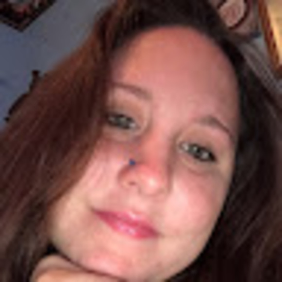 Profile Picture of Jessica Tarrow (@llamamama004) on Poshmark