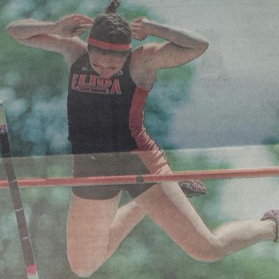 Tori Bowen - Twitter Profile Picture of Tori Bowen (@polevaultertori) on Twitter