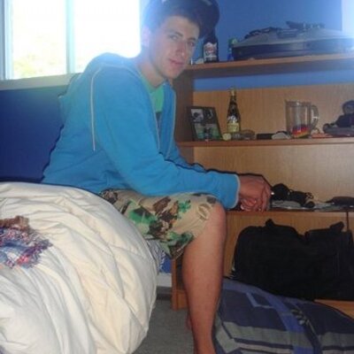 Profile Picture of Evan Vizzacchero (@evanvizz) on Twitter