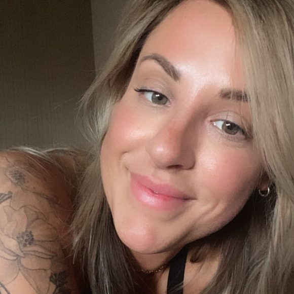 Profile Picture of Casey Prentice (@caseyprentice) on Poshmark