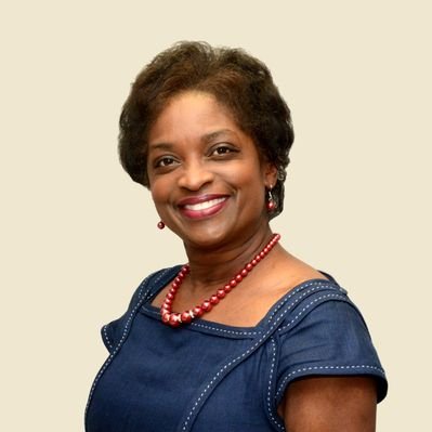 Profile Picture of Mignon Clyburn (@MignonClyburn) on Twitter