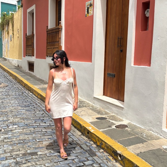 Gabriella Andrade - Poshmark Profile Picture of Gabriella Andrade (@gabxo24) on Poshmark