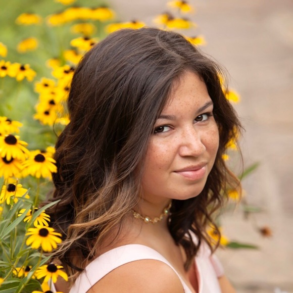 Profile Picture of Morgan Hogner (@morganhogner) on Poshmark