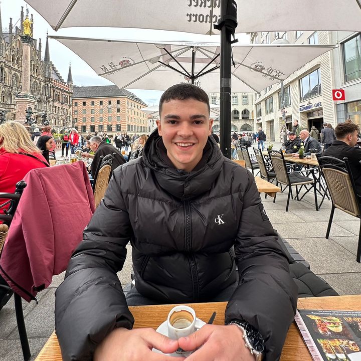 _petropoulos._ - Tiktok Profile Picture of _petropoulos._ (@_petropoulos._) on Tiktok