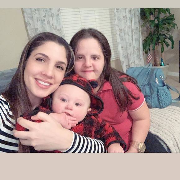 Profile Picture of Anita g. Suarez (@anisu18) on Poshmark