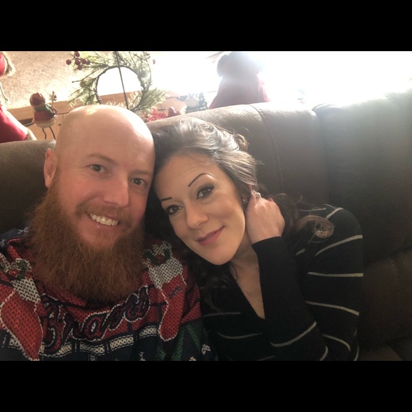 Profile Picture of Amy Worley (@amyr311) on Poshmark