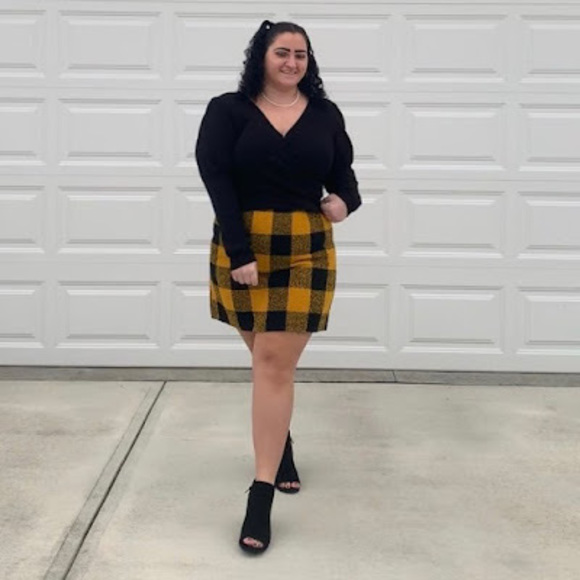 Izabella Zenone - Poshmark Profile Picture of Izabella Zenone (@izenone224) on Poshmark
