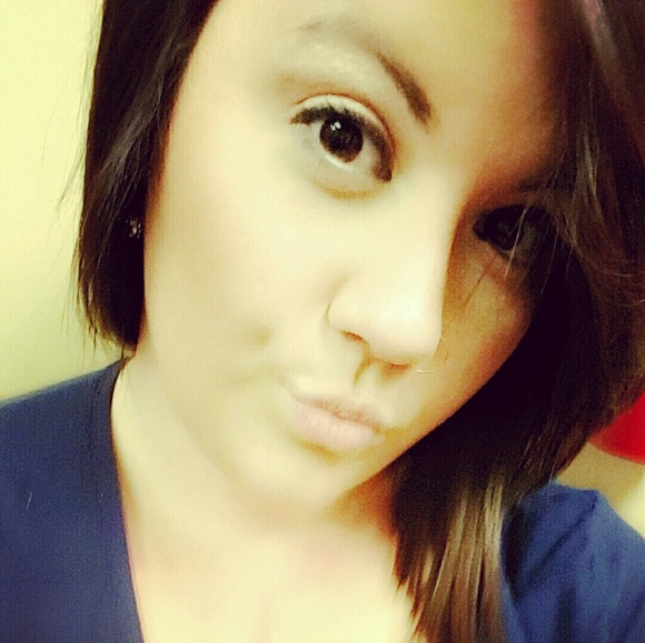 Profile Picture of Blythe Prose (@bprose) on Poshmark