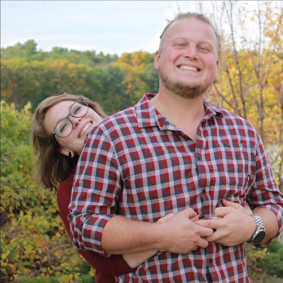 Olivia Budney - Poshmark Profile Picture of Olivia Budney (@littlelivvy16) on Poshmark